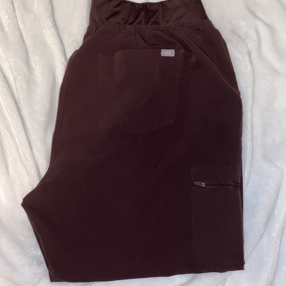 Worn for about 3 months only no stains or tears almost brand new. - Picture 4 of 7